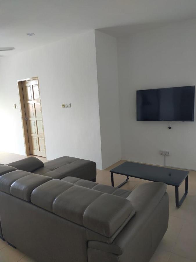 Apartment @roxy 3rd Mile